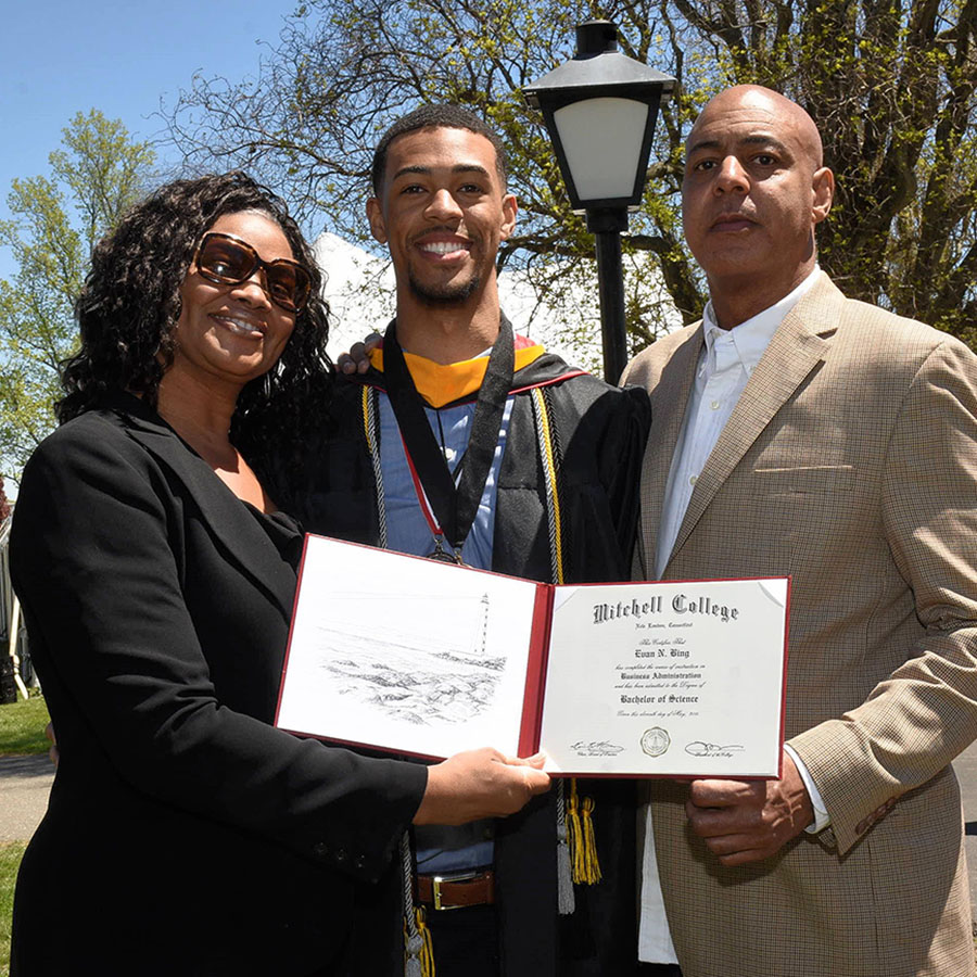 Commencement, Mitchell College